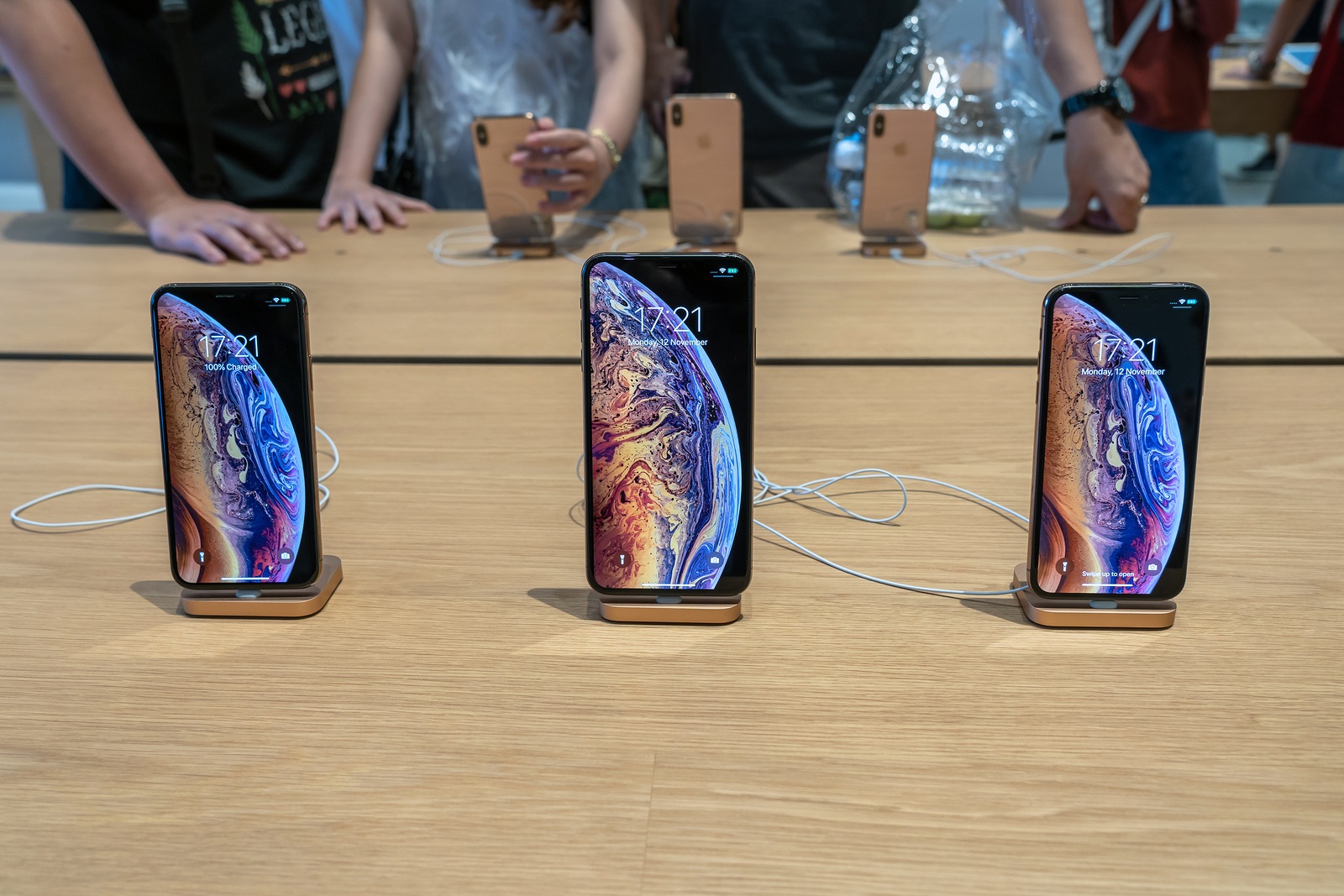 BANGKOK, THAILAND - NOVEMBER 2018 : Showing new iphone xs max and iphone xs on the table in Apple store new opening shop at the iconsiam department store on November 12, 2018 in bangkok, Thailand.