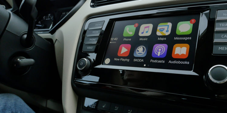 Apple Music CarPlay