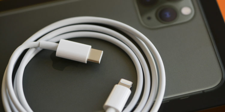 EU USB-C-Standard iPhone Lightning