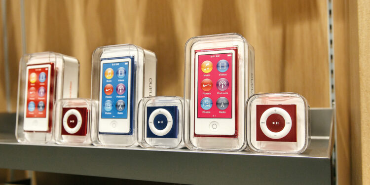 iPod Shuffle iPod Nano