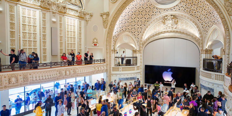 Apple Stores Black Unity