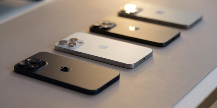 iPhone 17 rumors